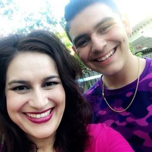 Meet your Posher, Regina